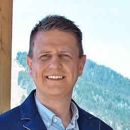 Hamish Tregenza – Editor-in-Chief at PokieReview.sbs